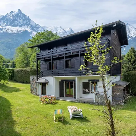 Family Home With A Garden Overlooking Mont Blanc Domek alpejski *